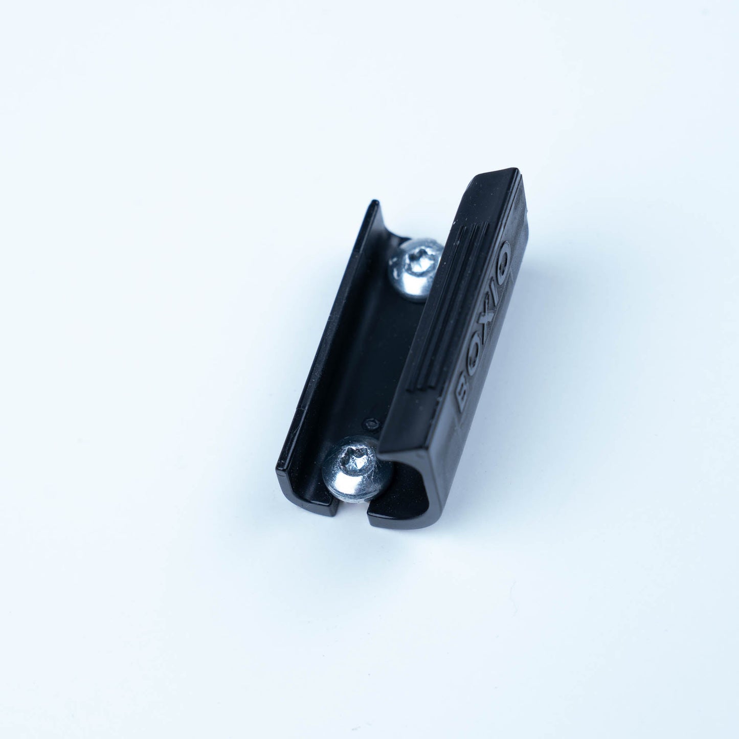 BOXIO FIX – Bodenhalteclip für Eurobox
